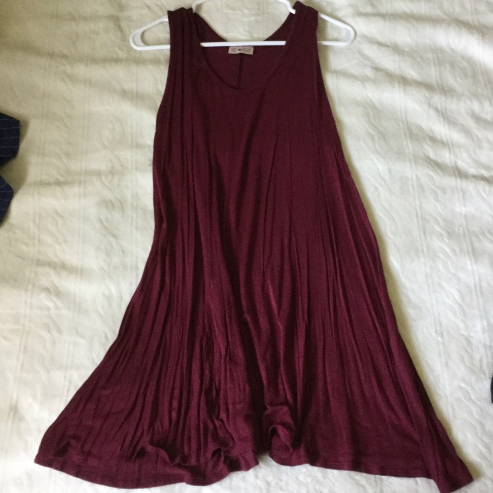 Free Kisses//Red Flowy Dress